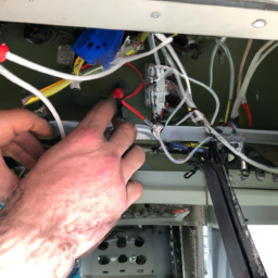 Pose de détecteurs d'ouverture connectés à des systèmes d'alarme Saint-Pair-sur-Mer